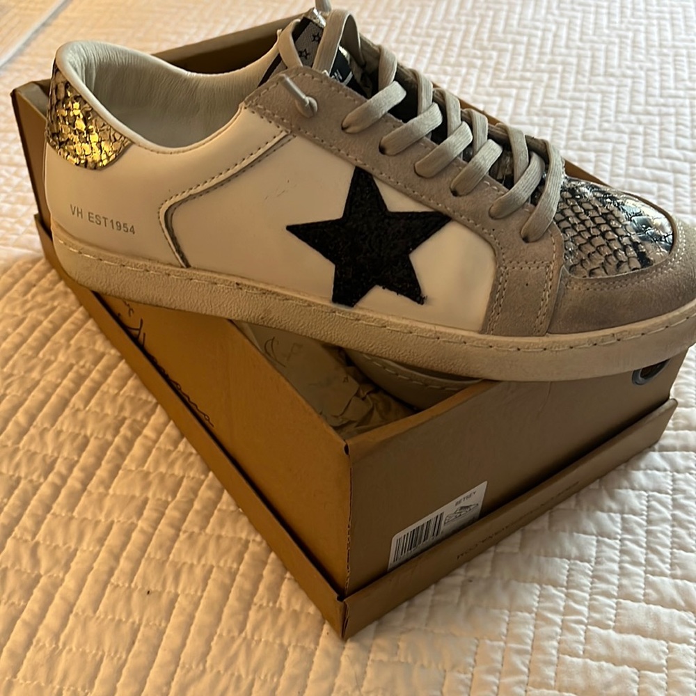 Vintage Havana Star Snakeskin Sneakers as 7.5